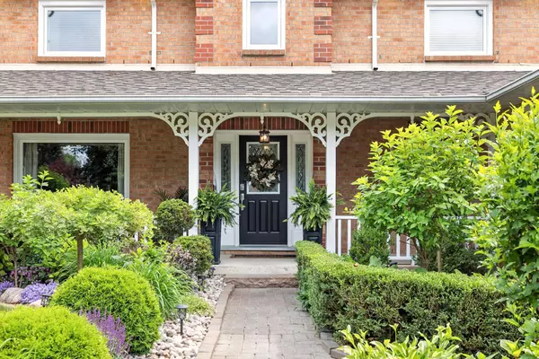 Whitby, ON L1R 1E5,3 Whitburn ST