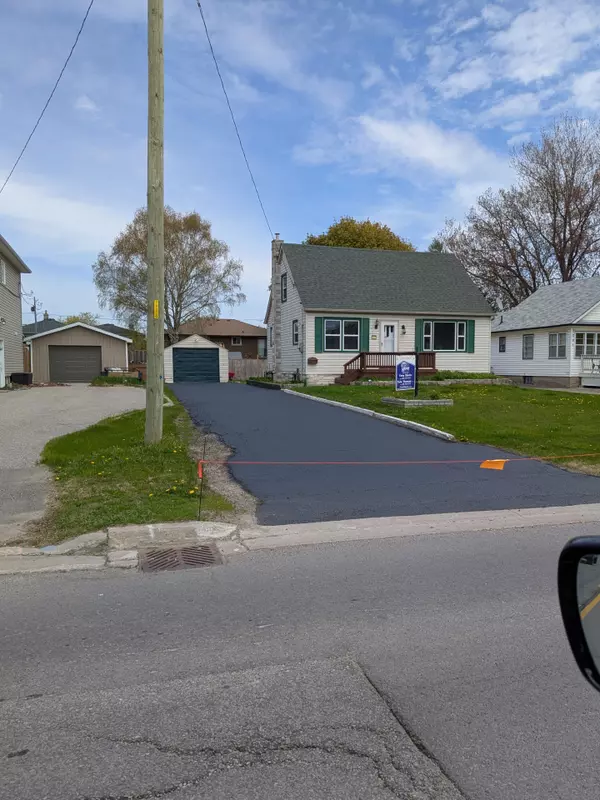 1275 Simcoe ST S, Oshawa, ON L1H 4M1