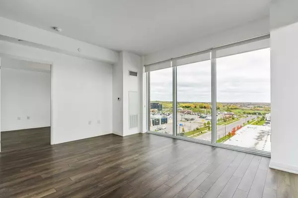 Vaughan, ON L6A 1P9,99 Eagle Rock WAY #806