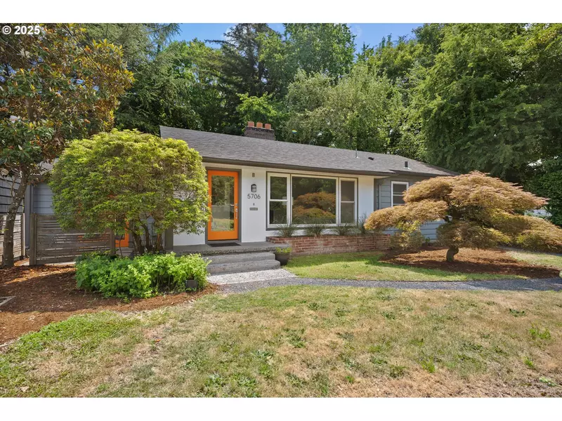 5706 SE CLINTON ST, Portland, OR 97206