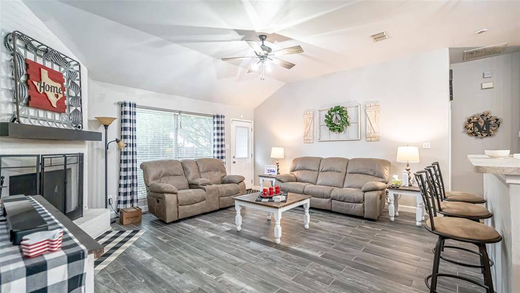 Crowley, TX 76036,1228 Meadow Glen