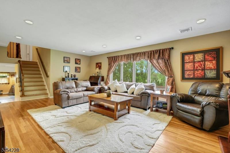 Montville Twp., NJ 07082,104 Pine Brook Rd