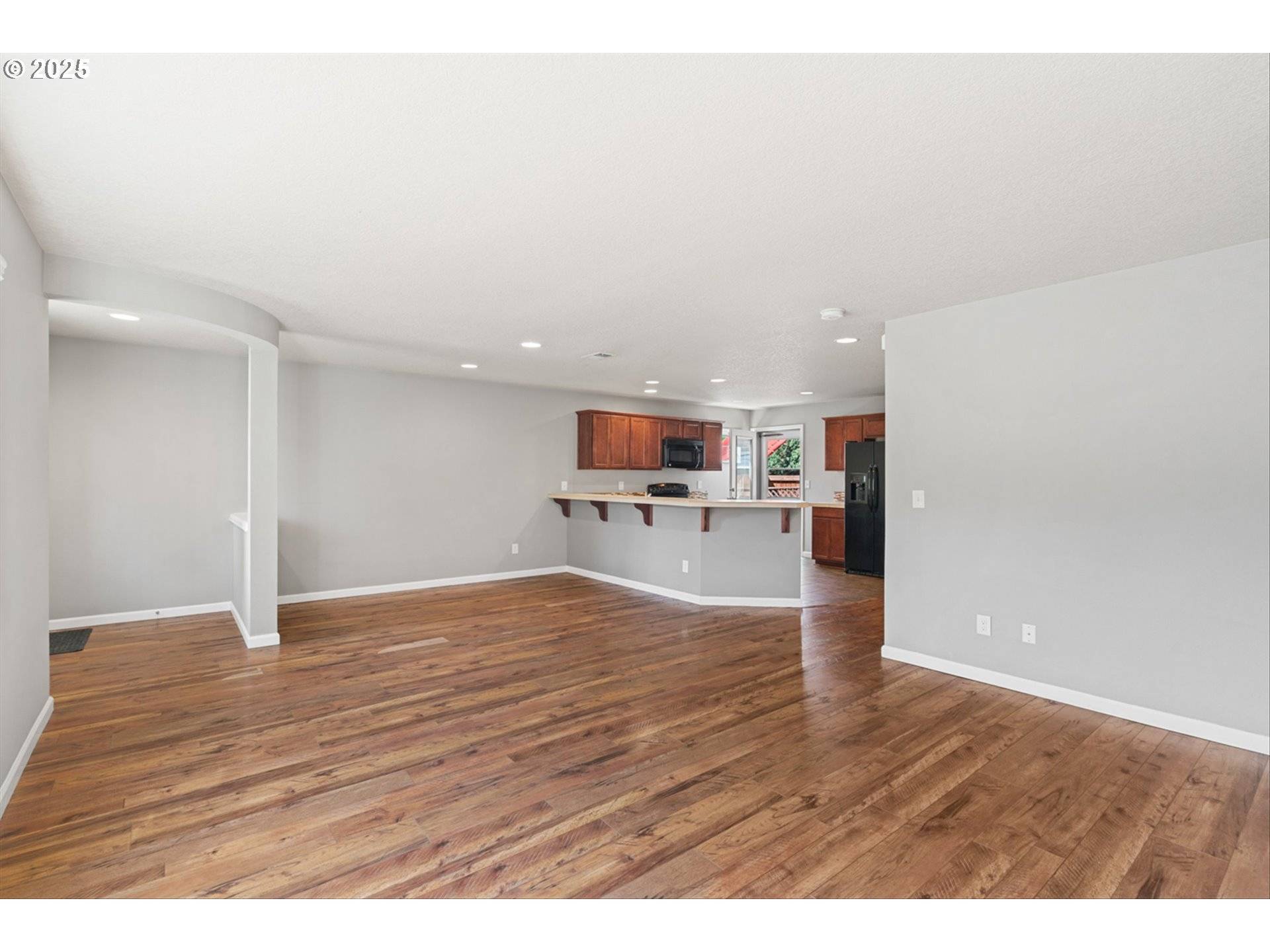 Beaverton, OR 97003,895 SW WINDROSE TER