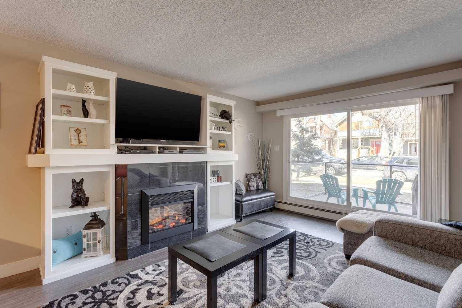 355 5 AVE Northeast #111, Calgary, AB T2E0K9