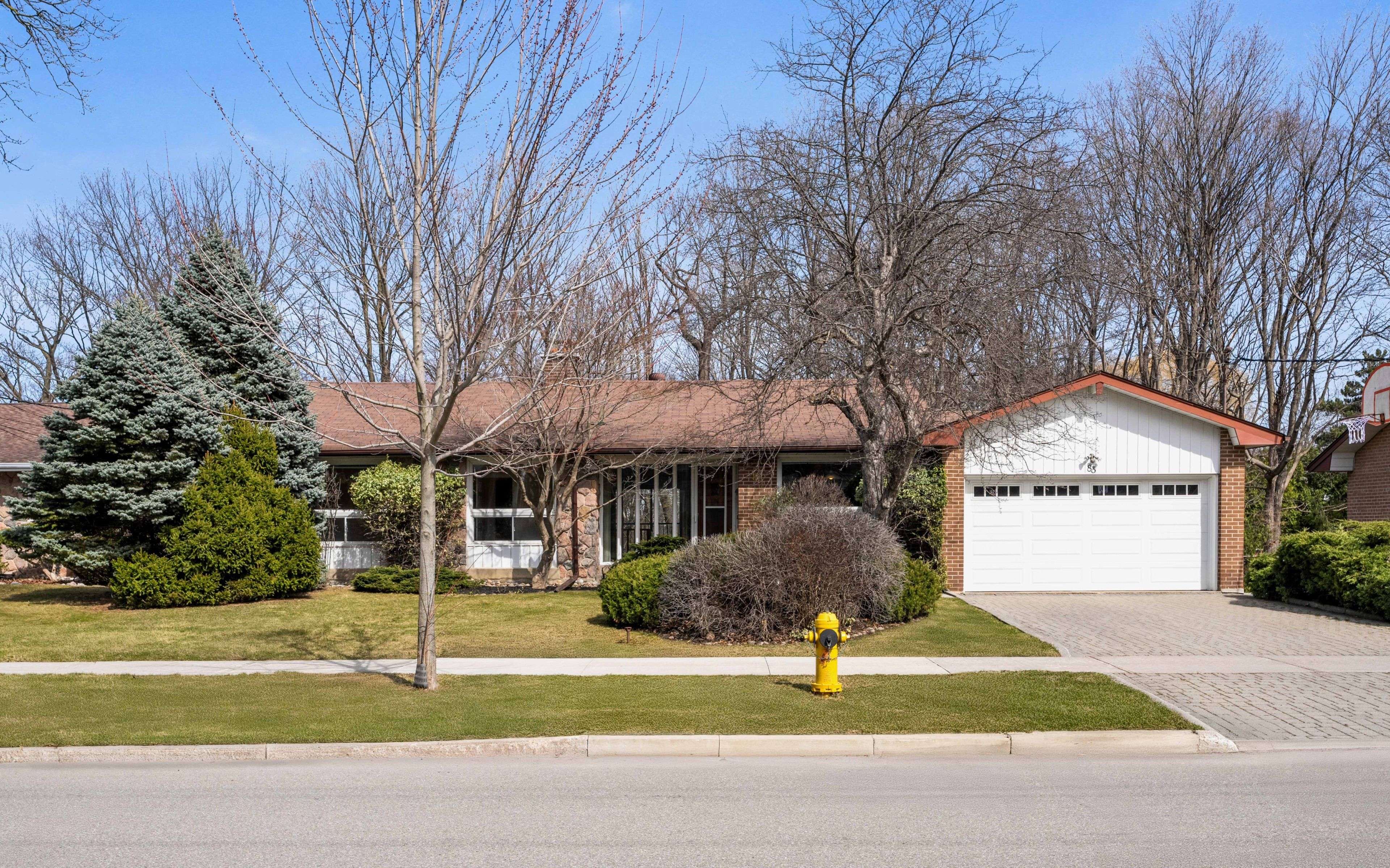 Toronto C15, ON M2K 2B8,83 Page AVE