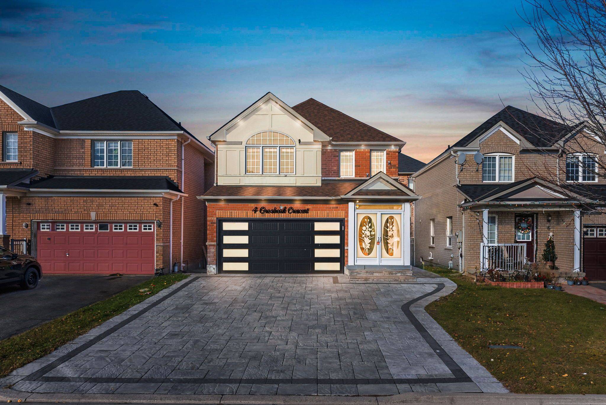 4 Grosbeak CRES, Toronto E11, ON M1X 1X1