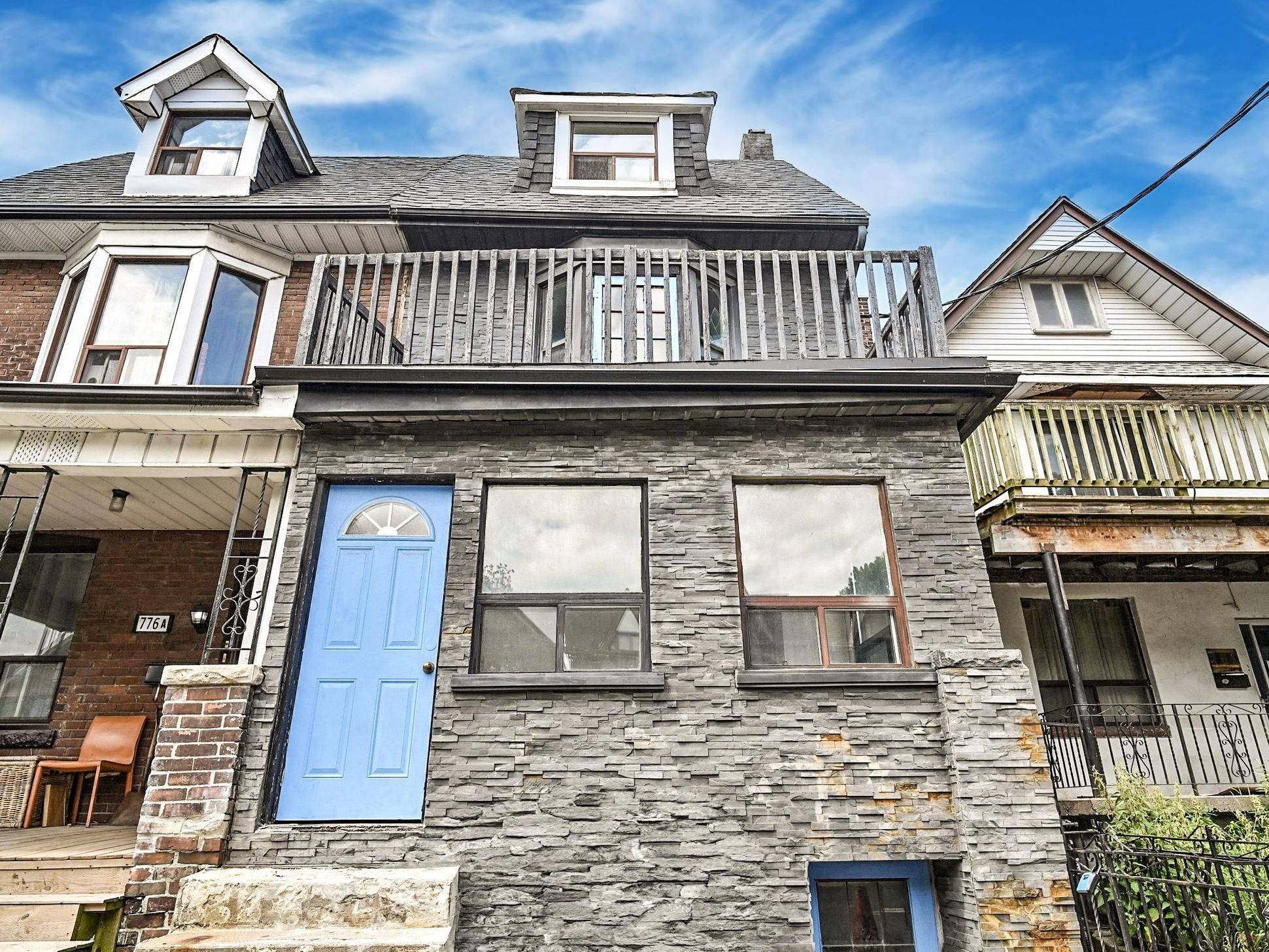 Toronto E03, ON M4K 3S7,778 Pape AVE