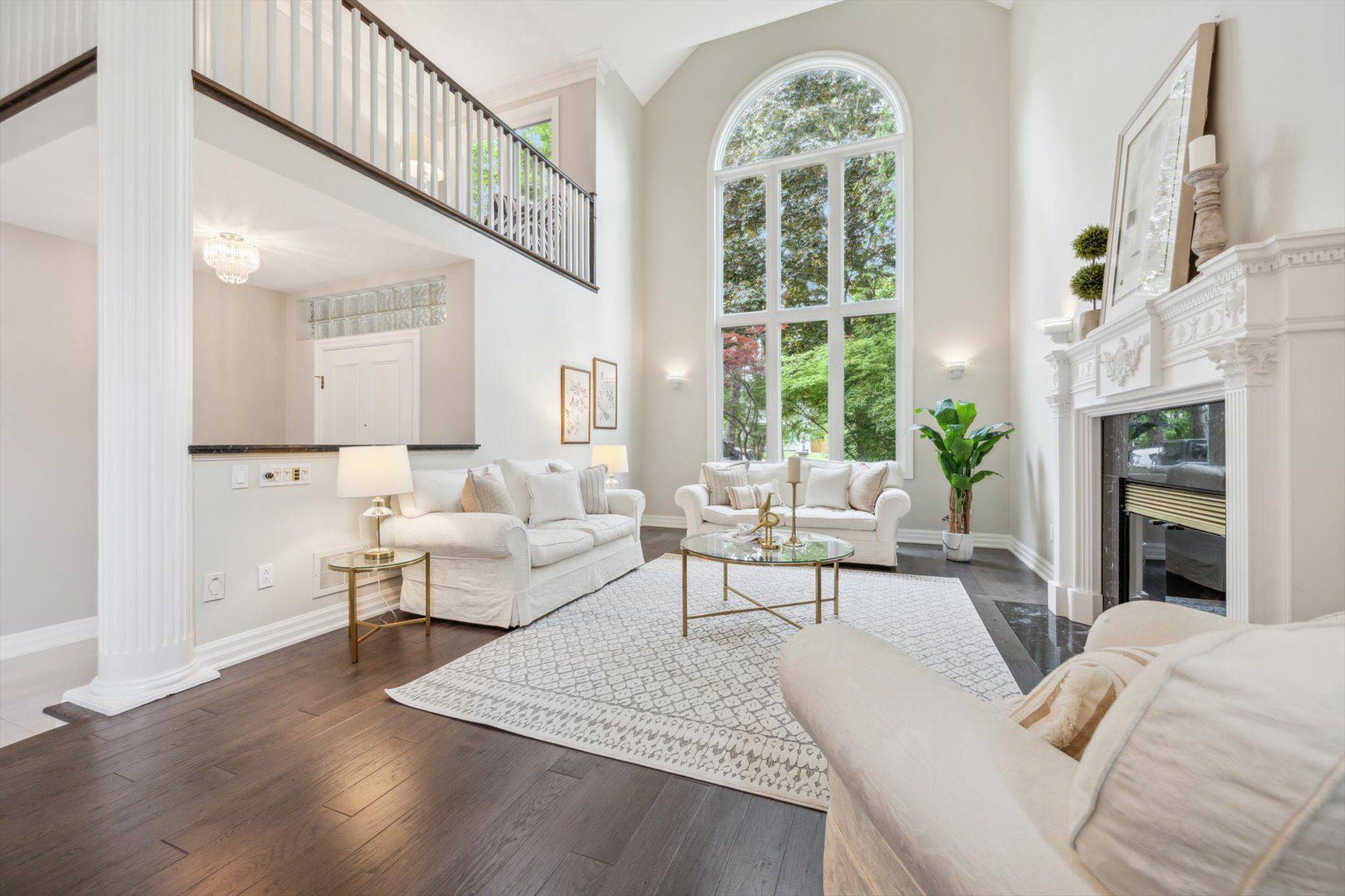 Oakville, ON L6J 4A5,480 CHARTWELL RD