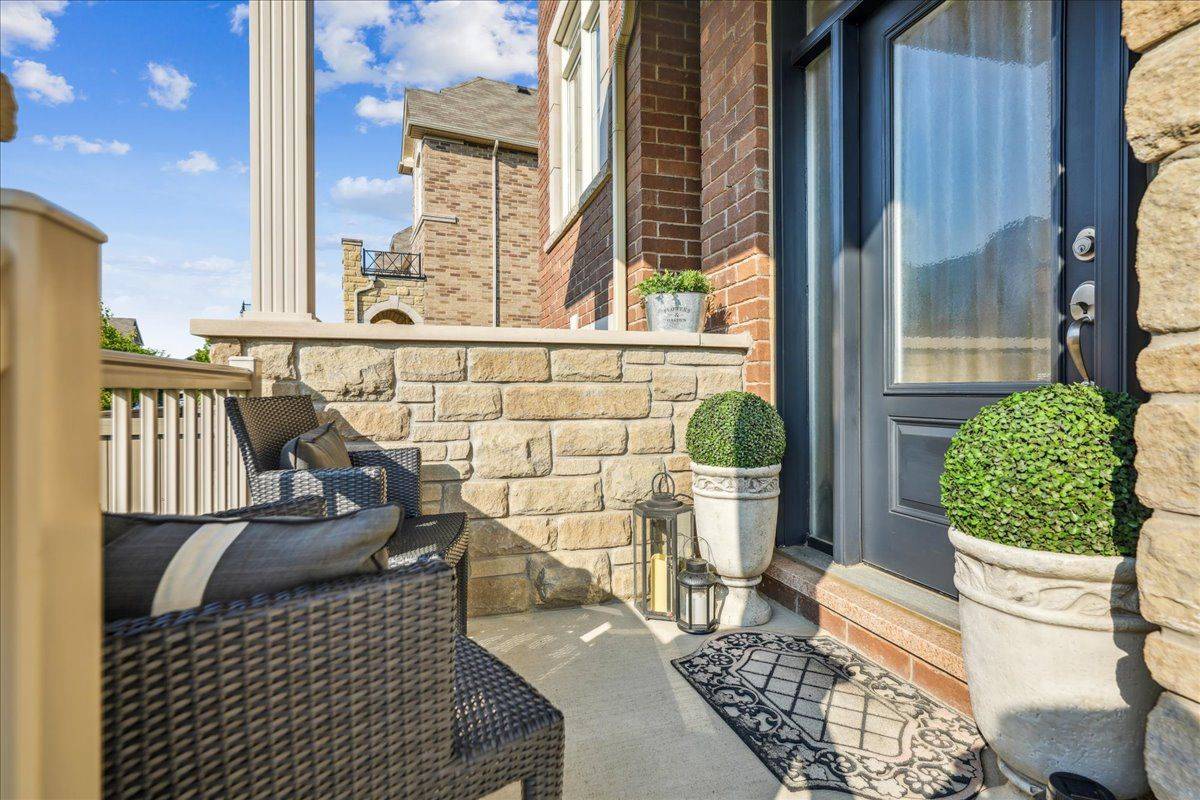 Brampton, ON L7A 0B5,37 Rockman CRES