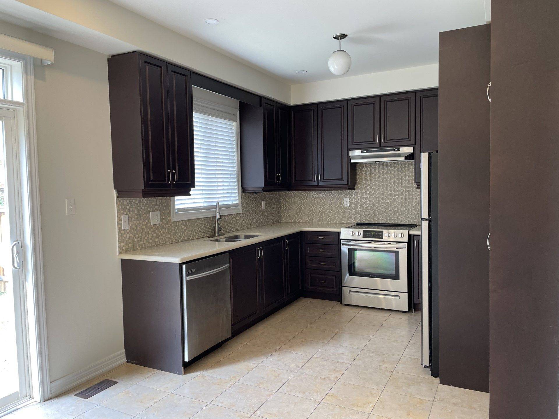 Mississauga, ON L5M 0V3,3211 Edwyna DR