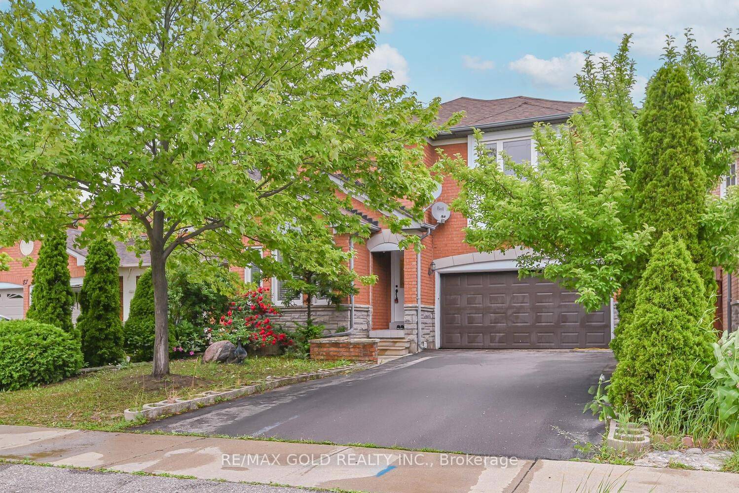 Brampton, ON L6R 1Z3,85 Sunny Meadow BLVD