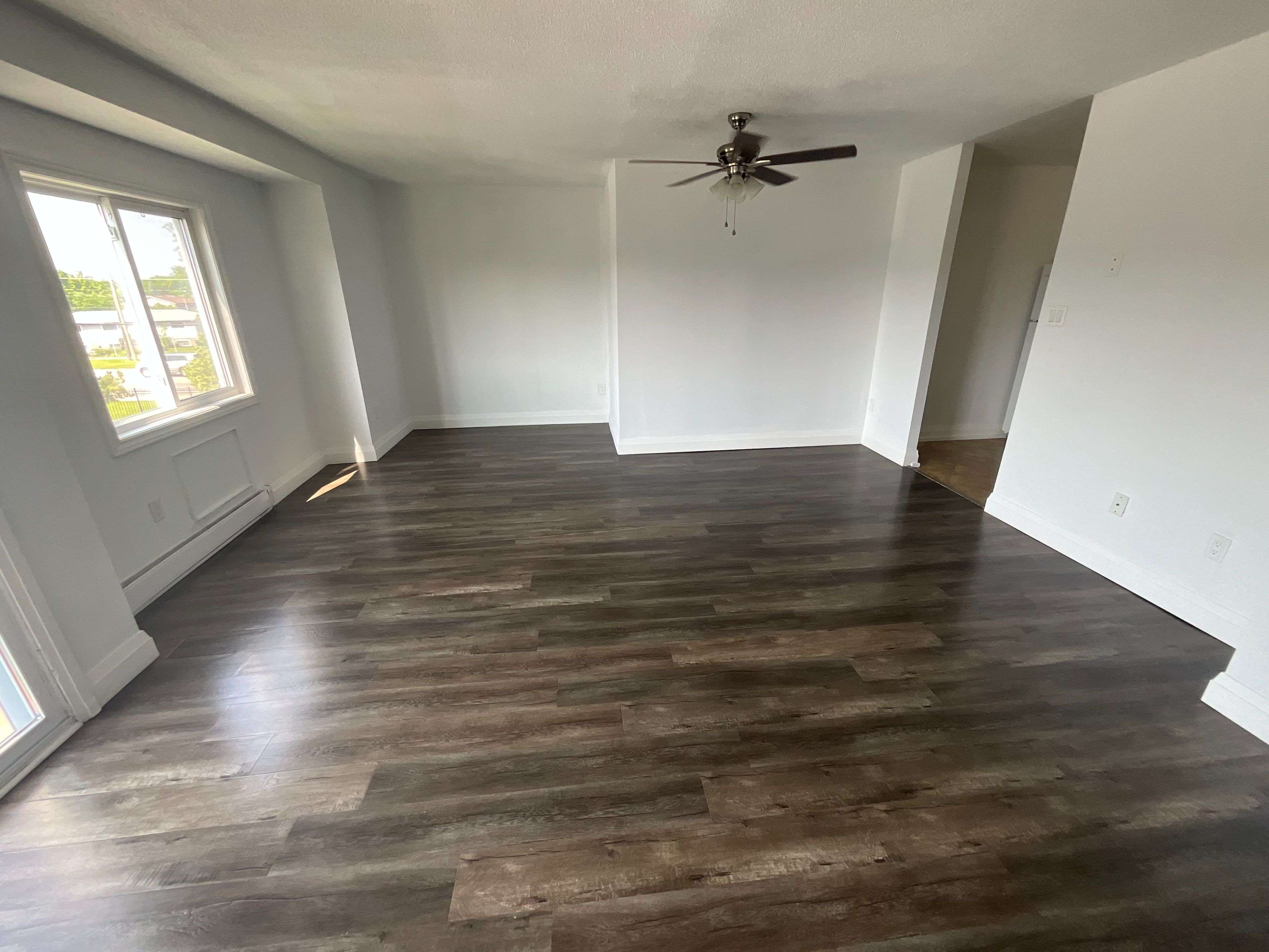 Waterloo, ON N2K 3M6,270 Eiwo CT ##308