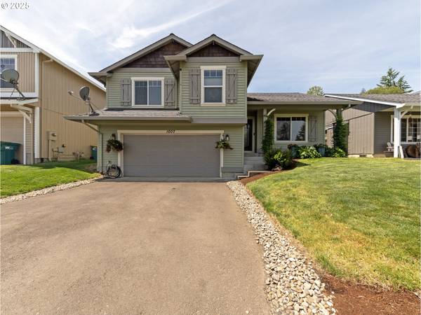 1007 4TH AVE, Vernonia, OR 97064