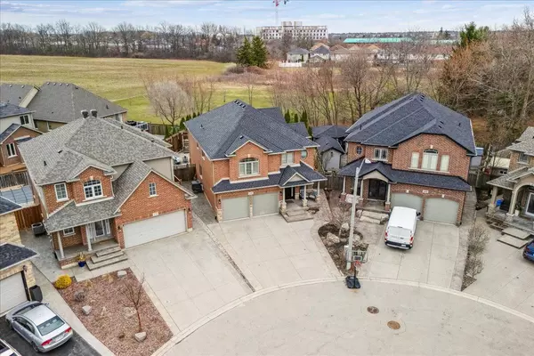 Hamilton, ON L9A 0A5,181 Theodore DR