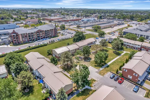 Belleville, ON K8P 4T9,H- 203 North Park ST
