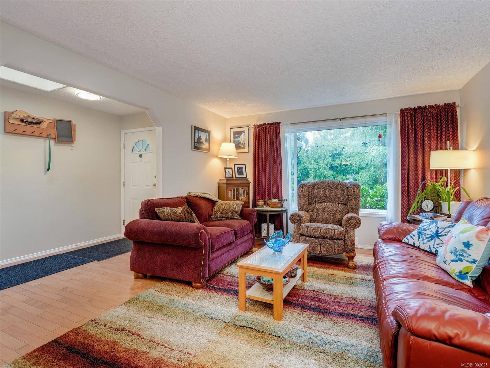 Sooke, BC V9Z 0M8,2175 Maple Ave N