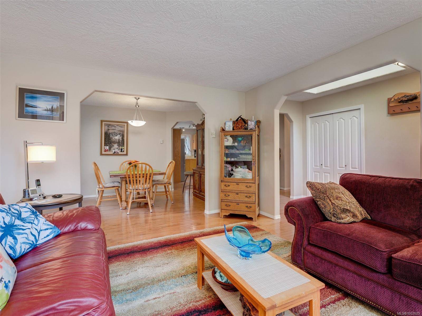 Sooke, BC V9Z 0M8,2175 Maple Ave N