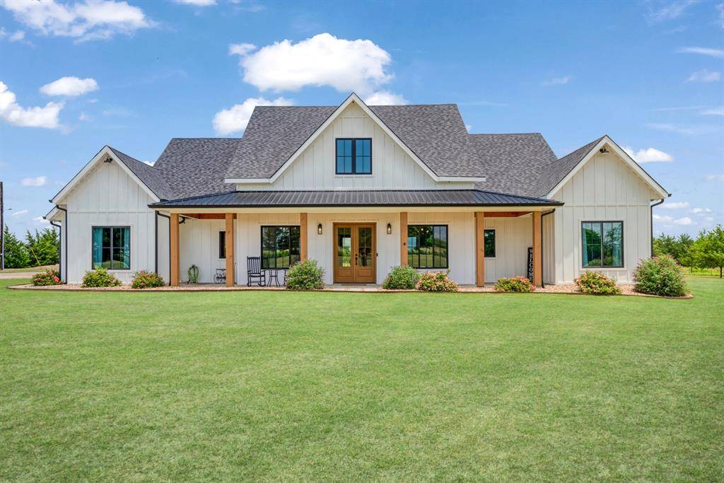 1722 CR 15160, Blossom, TX 75435