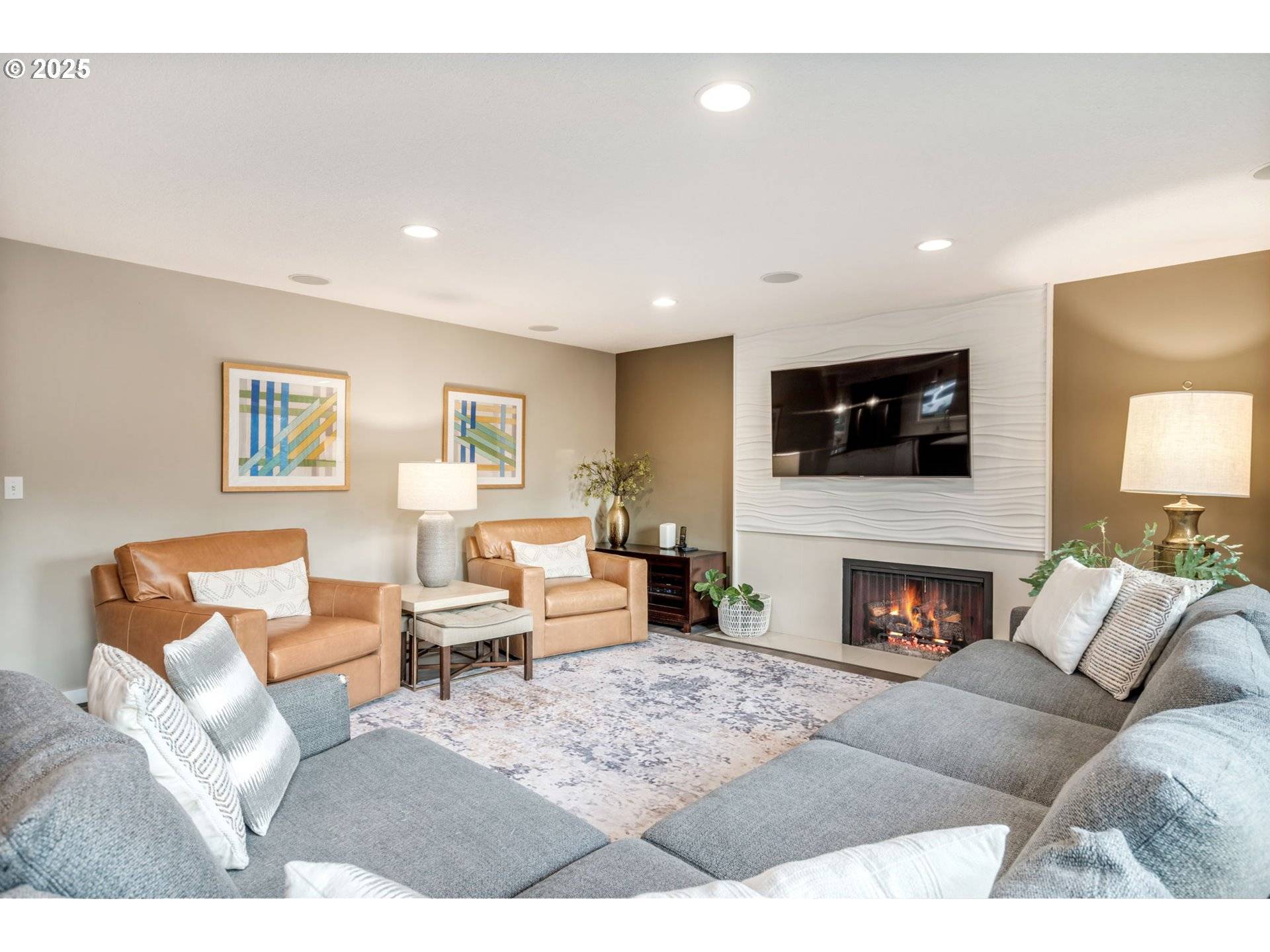 Lake Oswego, OR 97034,16909 CRESTVIEW DR