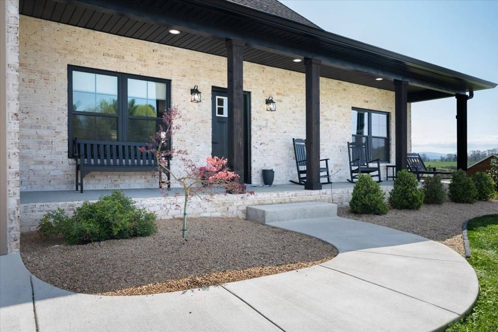 Glade Spring, VA 24340,12119 Lasalle Ct