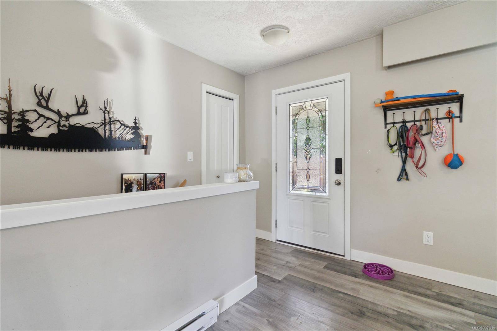 Colwood, BC V9B 1X7,3299 Marty Lane
