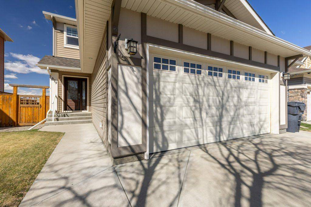 Lethbridge, AB T1H 6Y9,679 Marie Van Haarlem CRES N