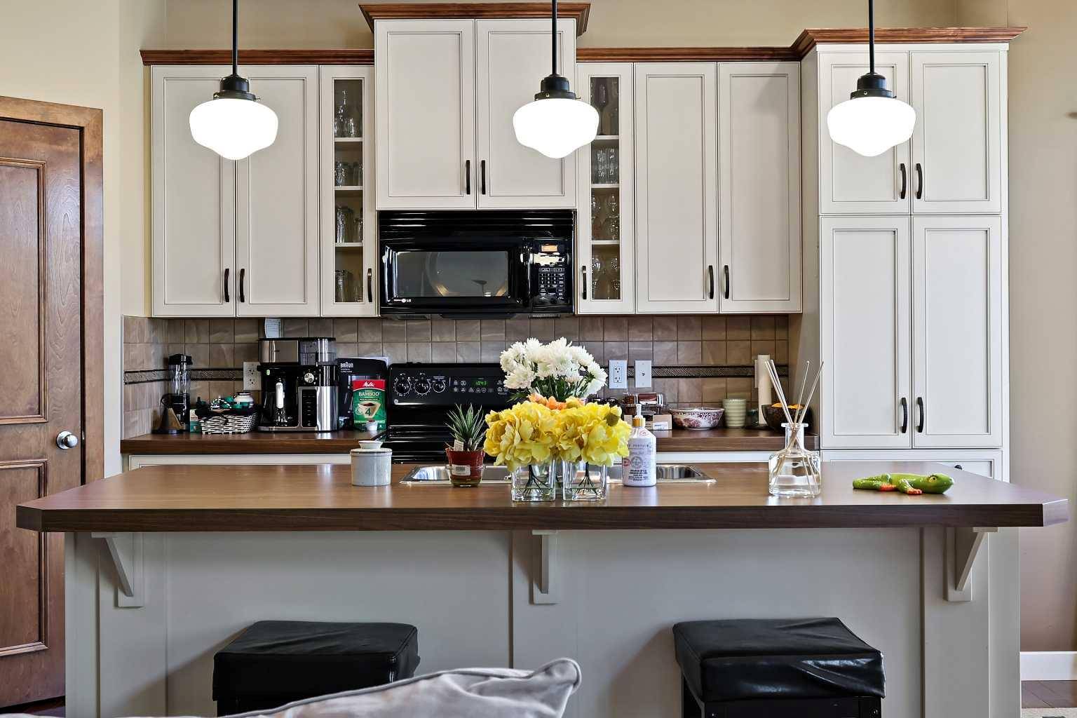 Calgary, AB T3M 0C1,438 Cranston DR Southeast