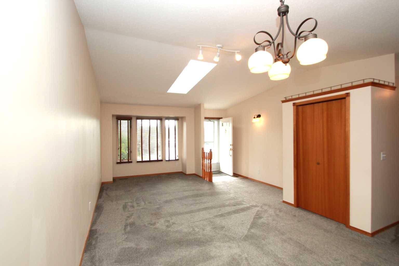 Red Deer, AB T4P 3N5,48 Cosgrove Close