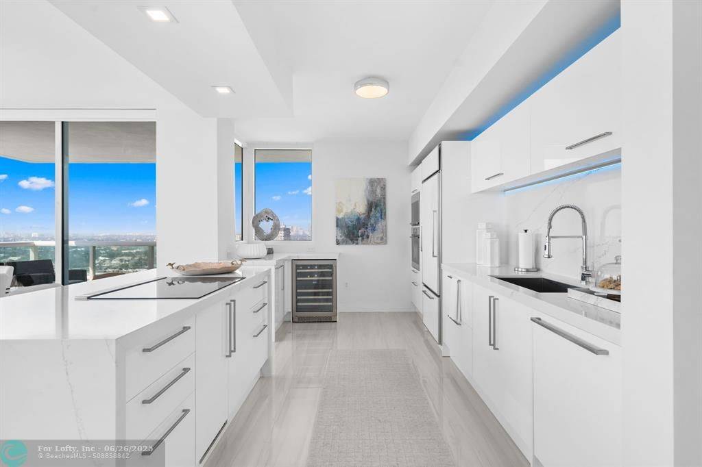 Fort Lauderdale, FL 33316,101 S FORT LAUDERDALE BEACH BLVD #1807