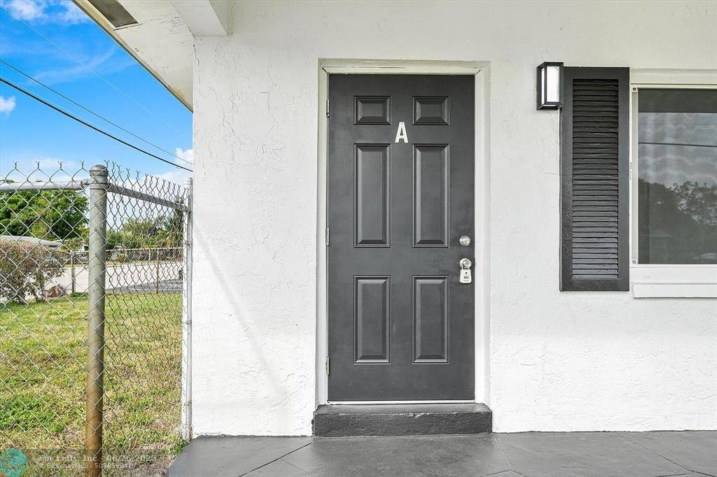 Fort Lauderdale, FL 33311,[StreetName,UnitNumber,StreetNumber,StreetDirPrefix]