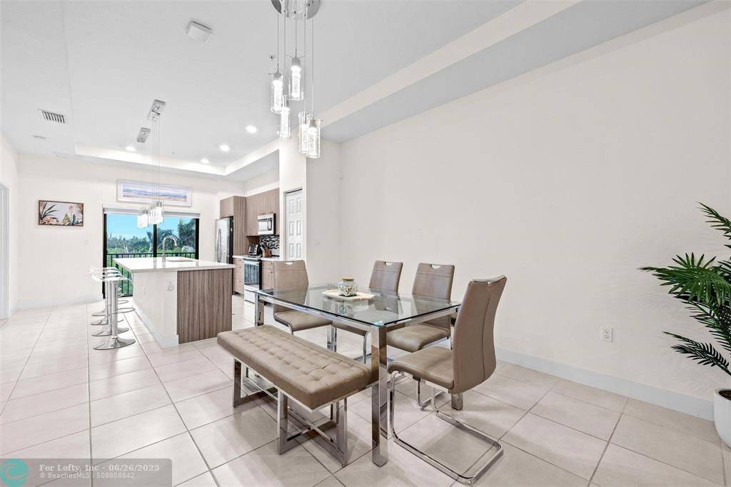 Doral, FL 33178,8055 NW 104th Ave #33