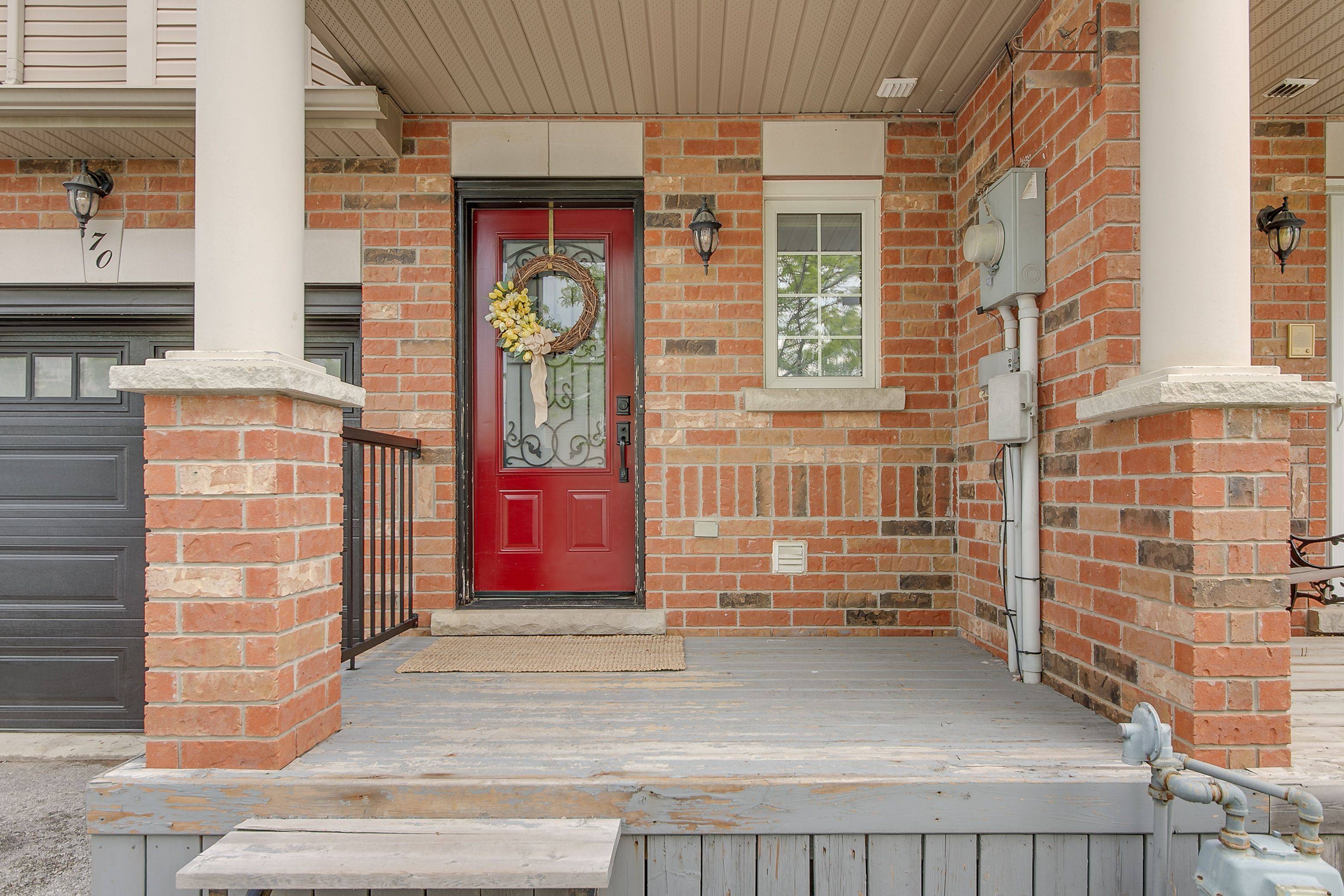 New Tecumseth, ON L9R 0A8,70 Falkner RD