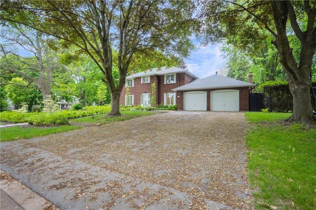 Oakville, ON L6J 5H3,120 Castle CRES