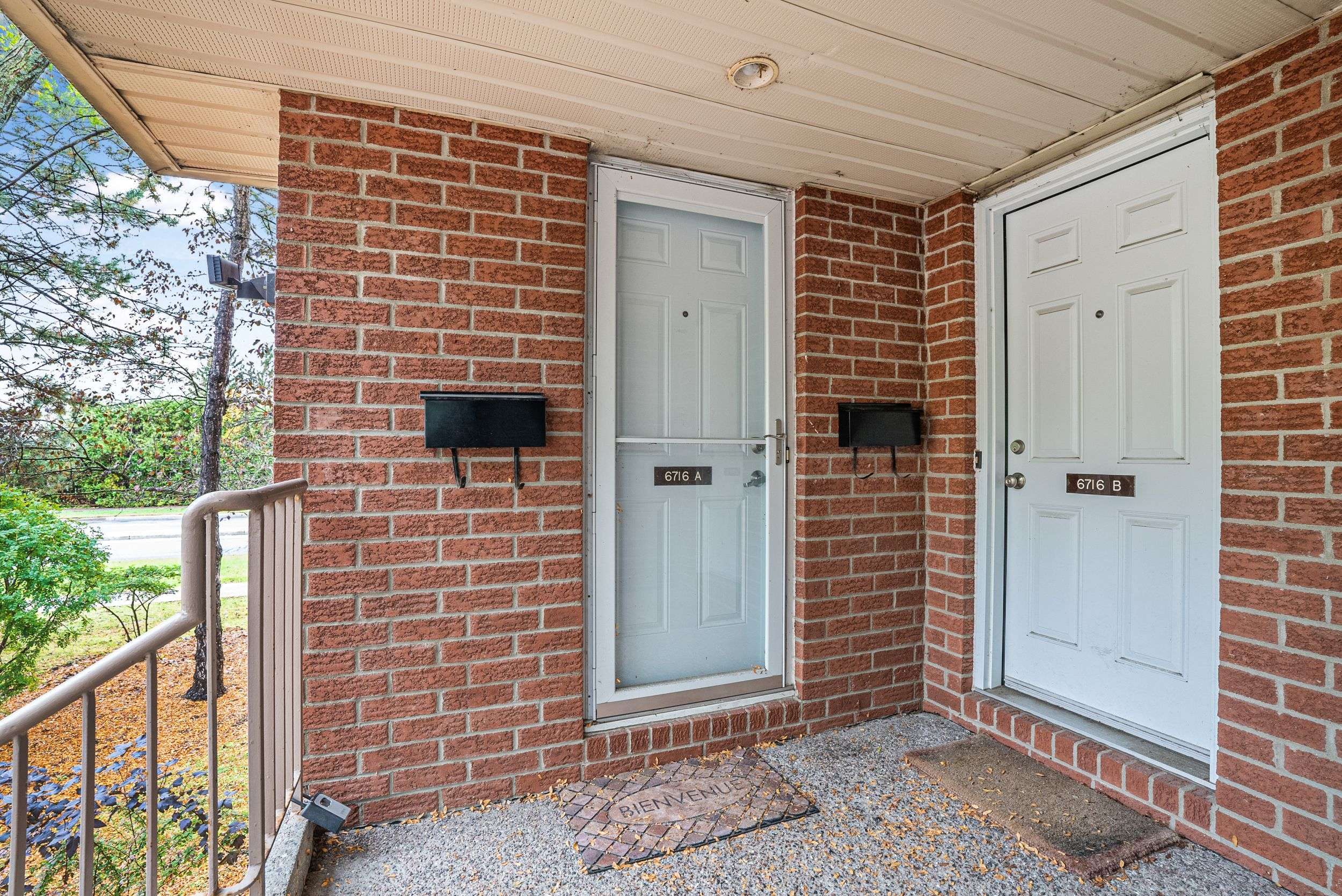 6716 Jeanne D'arc BLVD N #A, Orleans - Convent Glen And Area, ON K1C 6E9