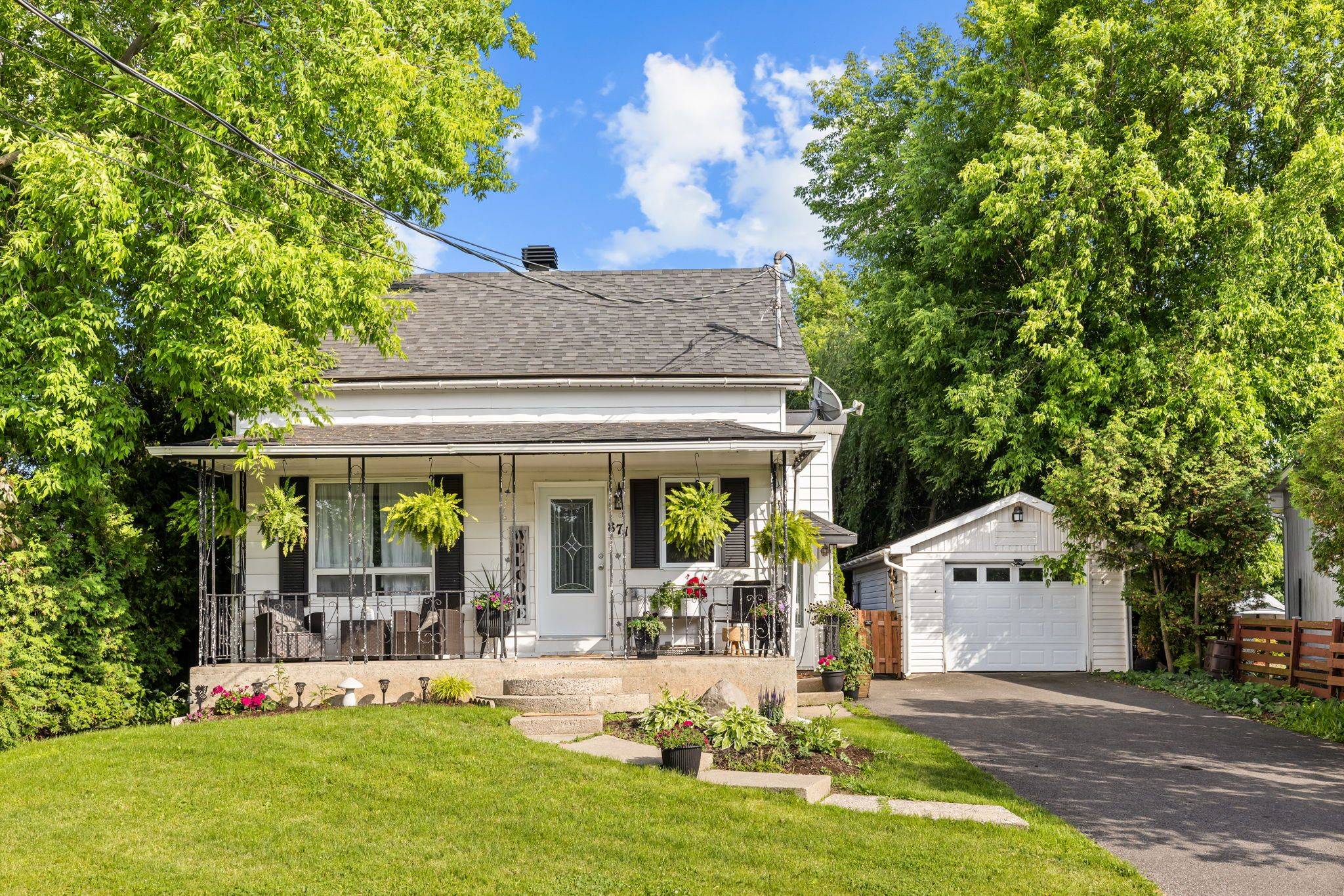 871 Queen ST, Champlain, ON K0B 1K0