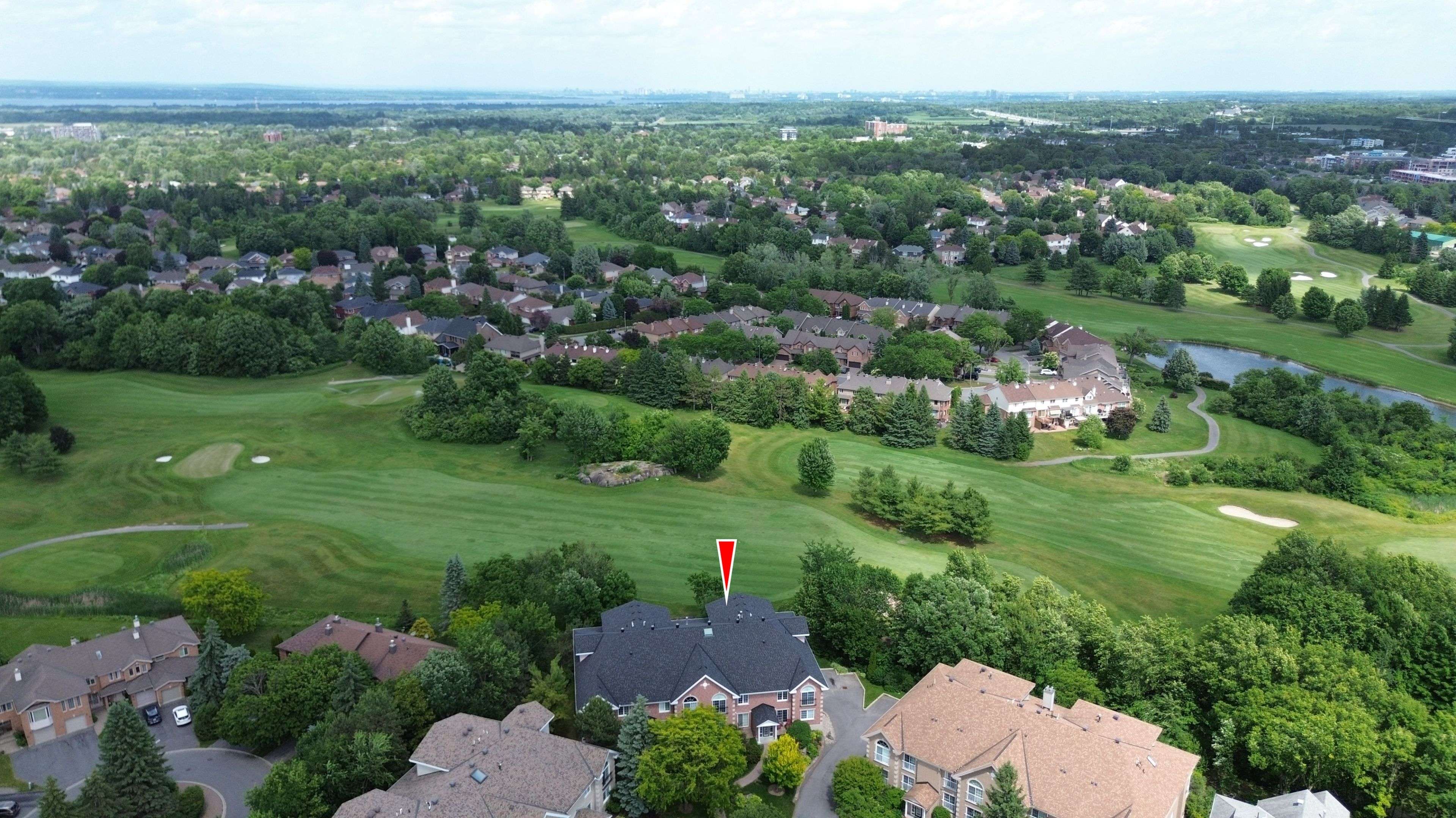 Kanata, ON K2K 2W1,150 Robson CT #2C