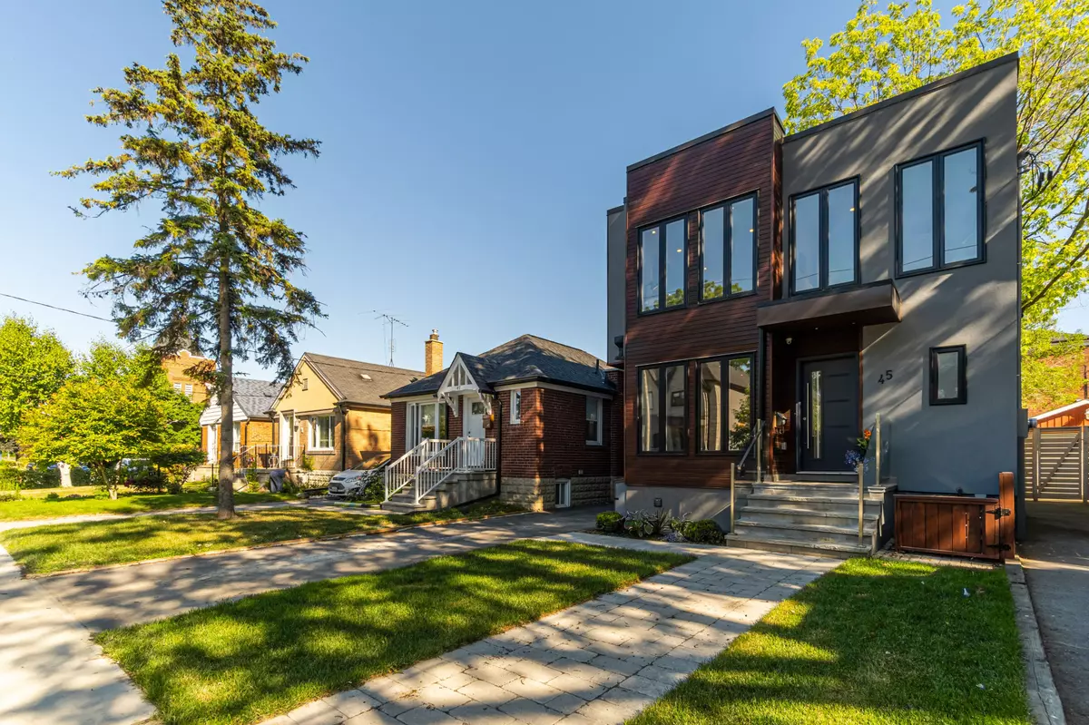 Toronto W04, ON M9N 2G6,45 William ST #Main