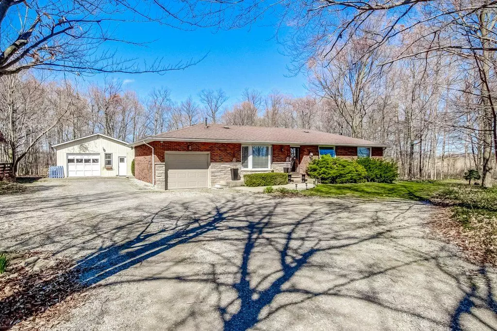 Hamilton, ON L0R 1W0,9346 Dickenson RD