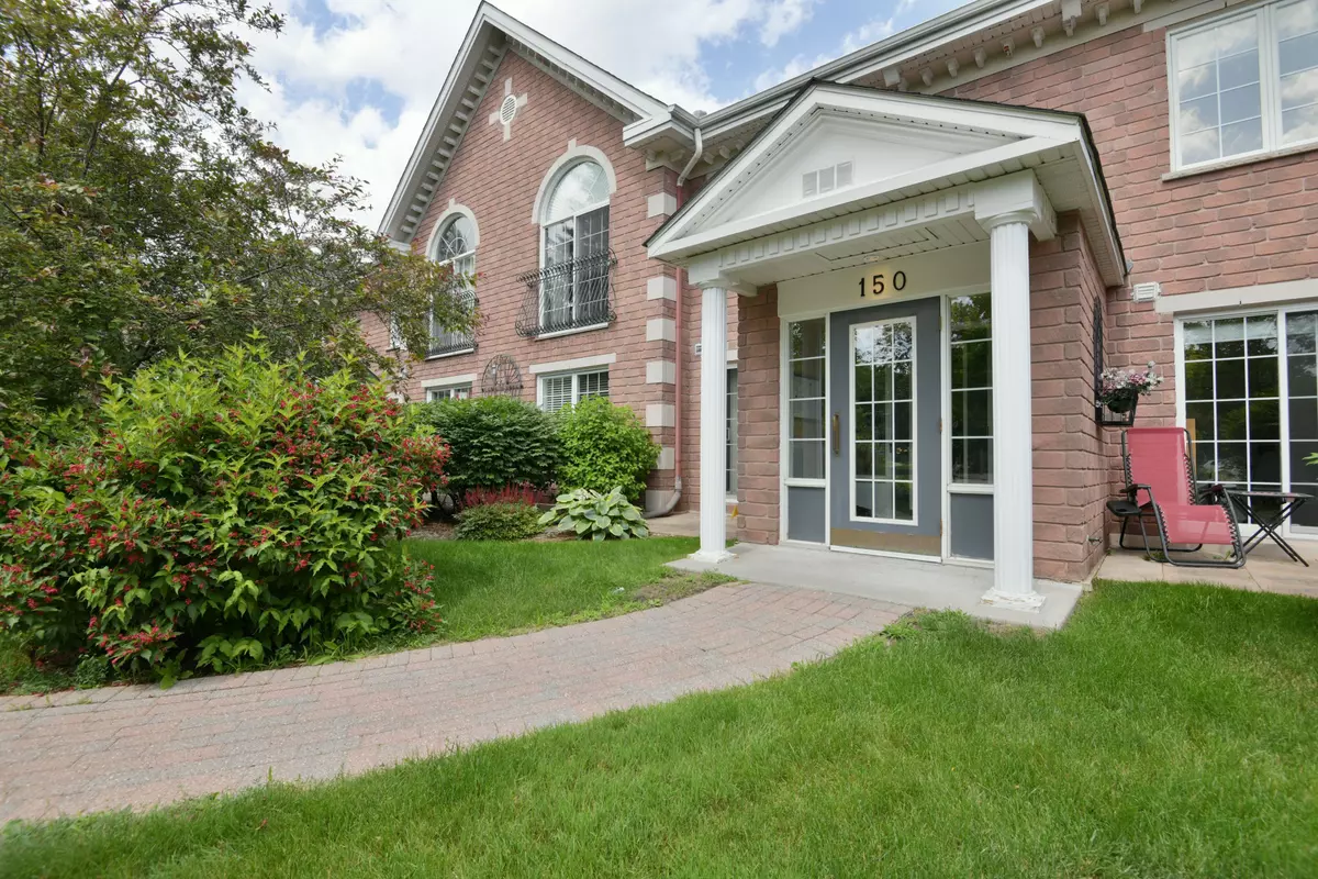 Kanata, ON K2K 2W1,150 Robson CT #2C