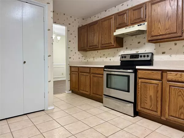 Lewisville, TX 75067,738 Red Oak Drive
