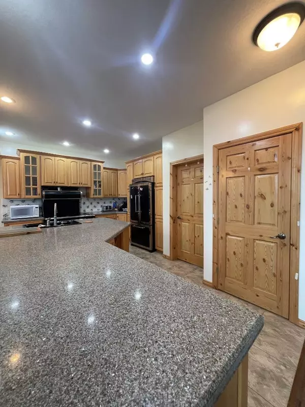 Joussard, AB T0G 1J0,180 162 Peace River AVE