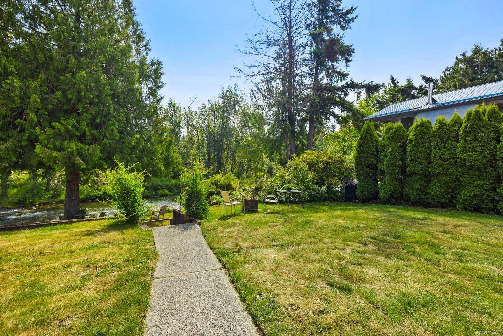 Lake Cowichan, BC V0R 2G0,65 Somenos St N