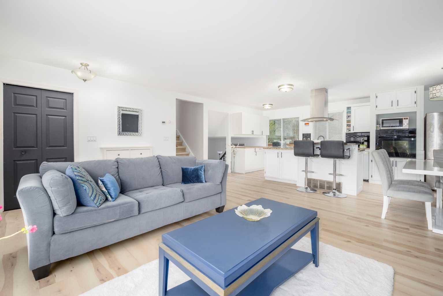 Calgary, AB T2J 5Z1,14783 Deer Run DR Southeast
