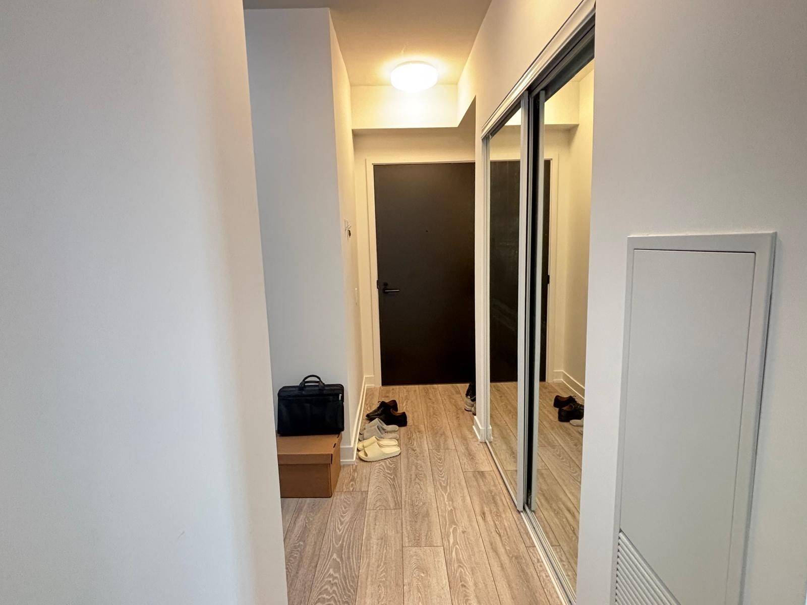 Toronto C01, ON M5V 0W2,108 Peter ST N #2613