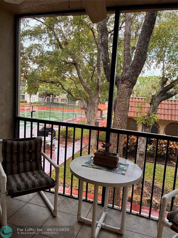 Pompano Beach, FL 33060,255 S Cypress Rd #329
