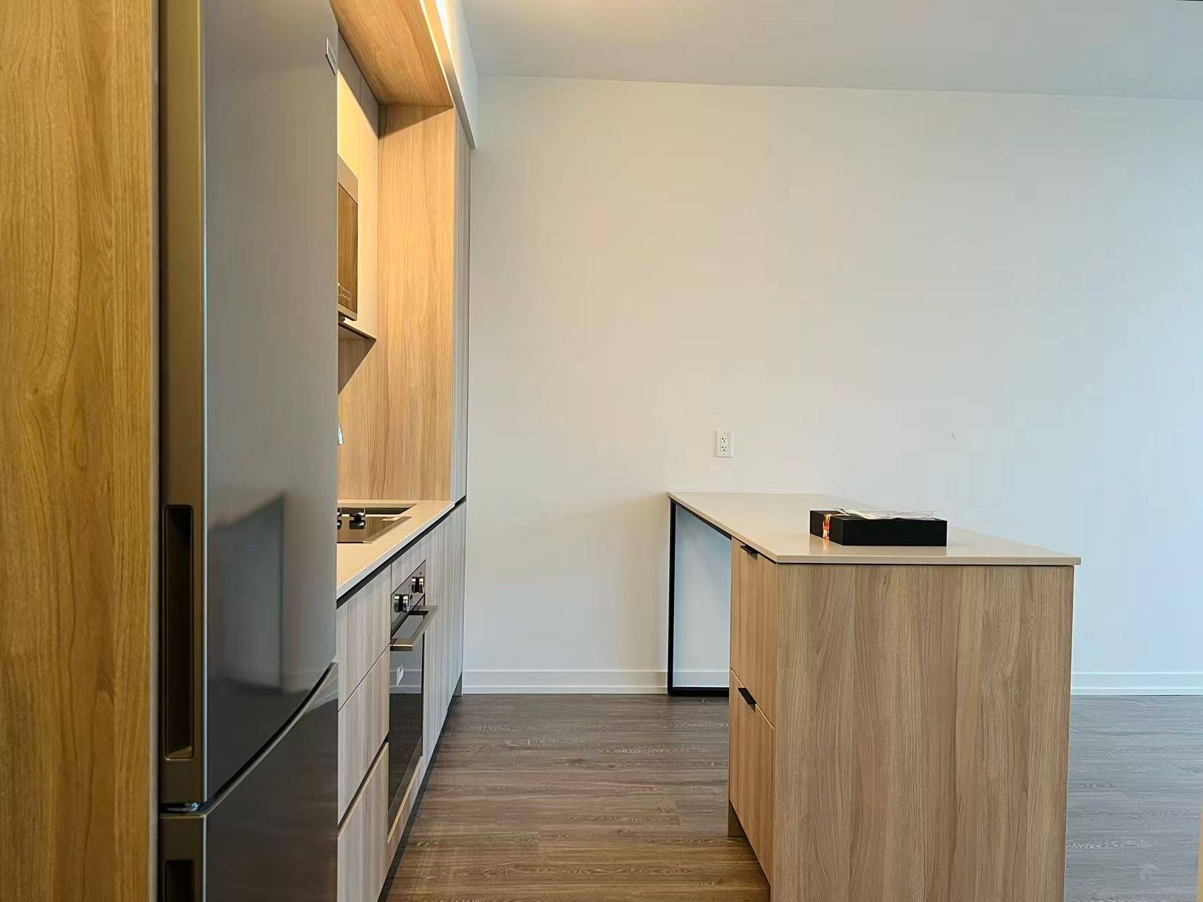 Mississauga, ON L5M 2V8,2495 Eglinton AVE W