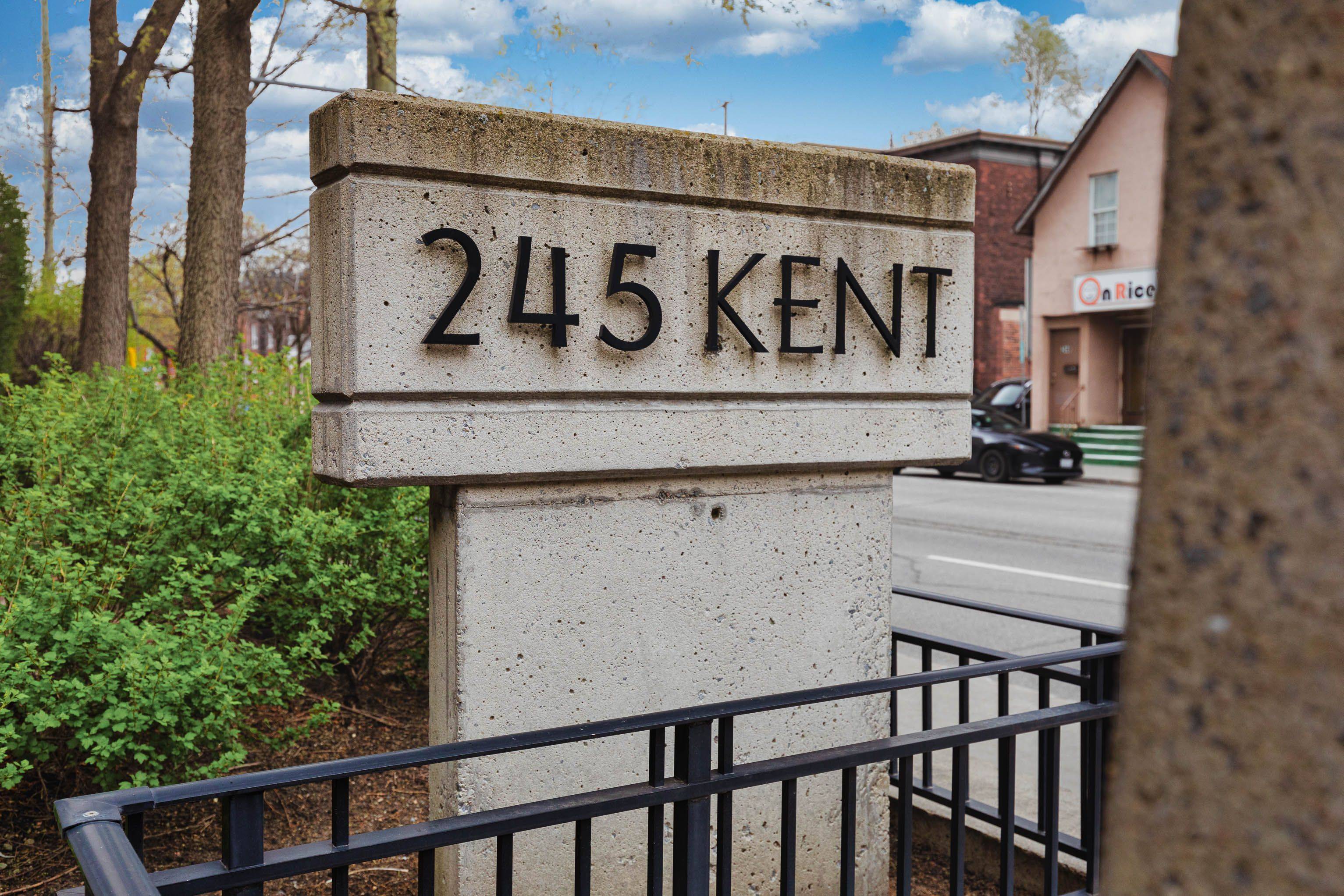 Ottawa Centre, ON K2P 0A5,245 Kent ST #708