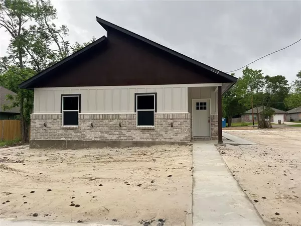 3519 Spencer Street, Greenville, TX 75401