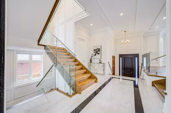 Toronto C07, ON M2R 2H4,3 DROMORE CRES