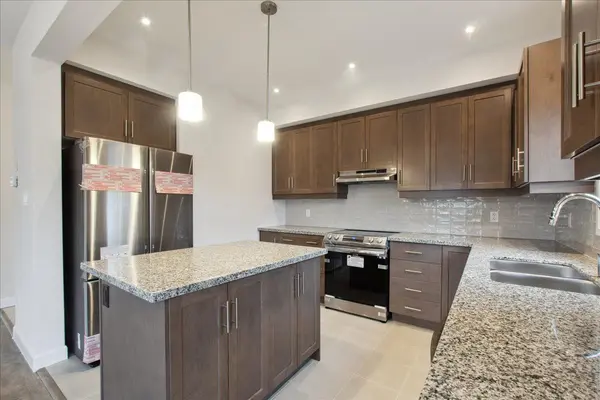 Fort Erie, ON L0S 1B0,11 Cyclone WAY